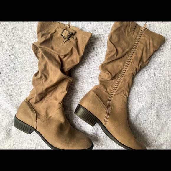 NWOT White Mountain Boots Grey Size 10-11 - Picture 2 of 6